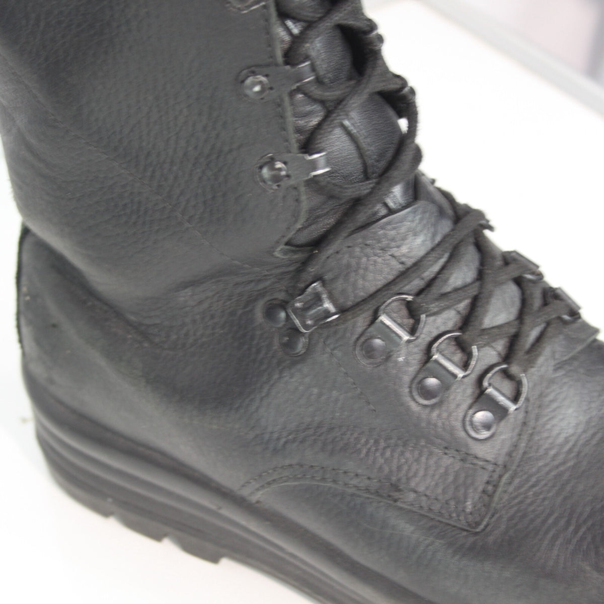 Genuine Surplus Swiss Army Black Leather Ranger Boots Grade 1 (3309)