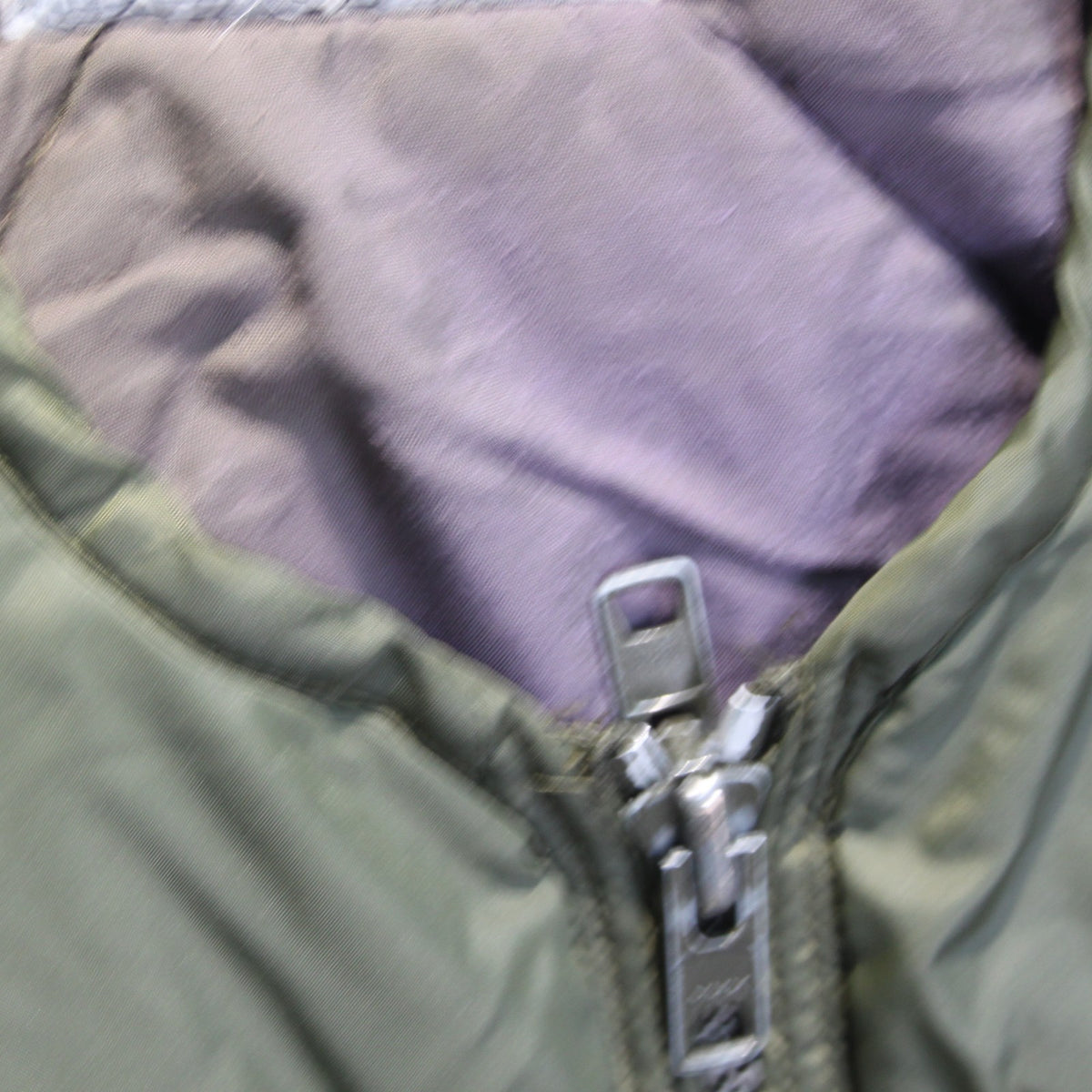 Austrian Army Genuine Surplus Sleeping Bag Olive Side Zips  (4394)