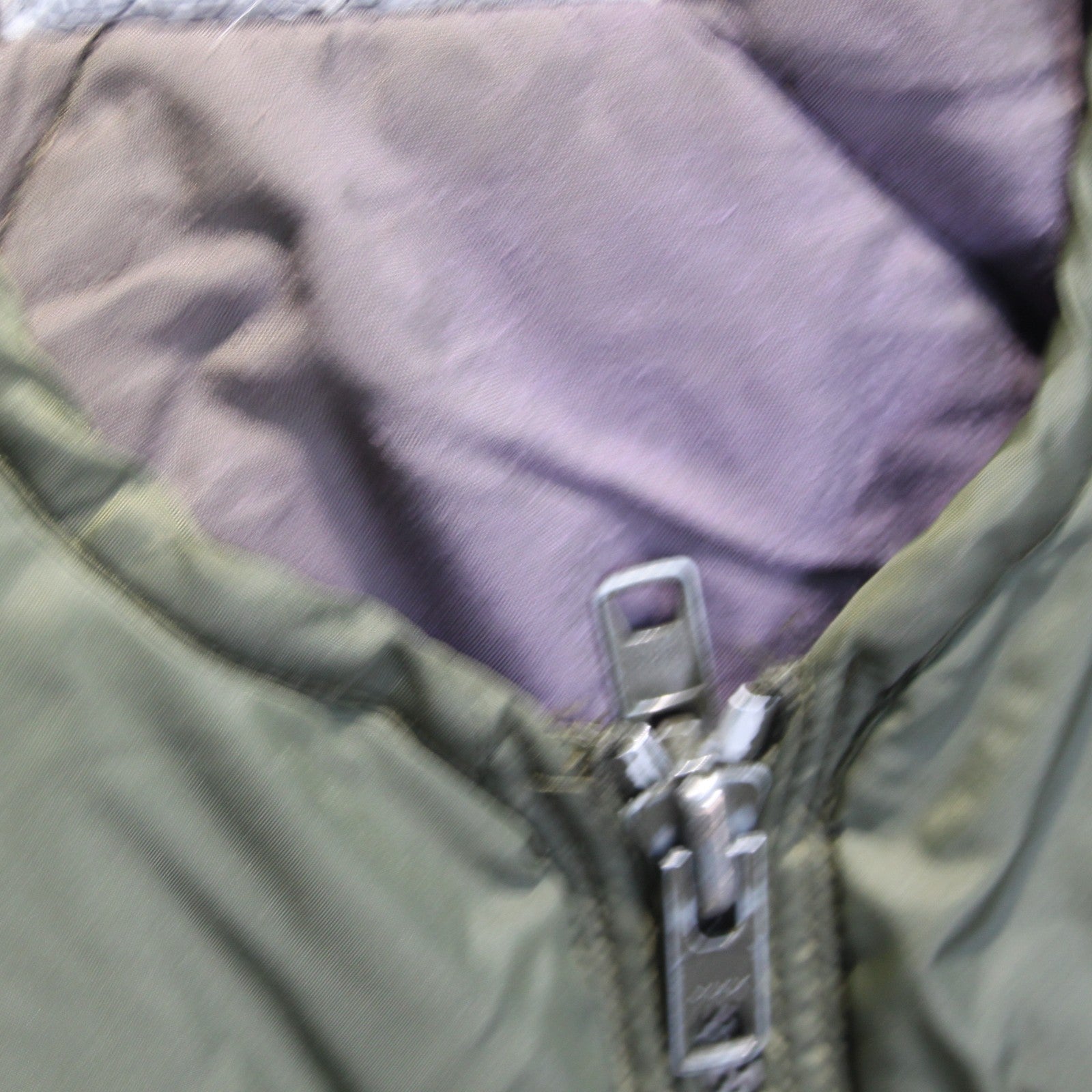 Austrian Army Genuine Surplus Sleeping Bag Olive Side Zips  (4394)