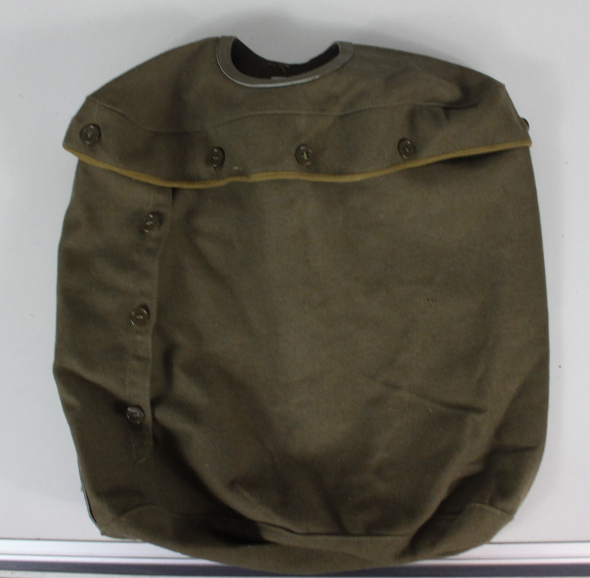 Genuine Surplus unknown thiing - maybe rucksack cover?? Vintage (760)