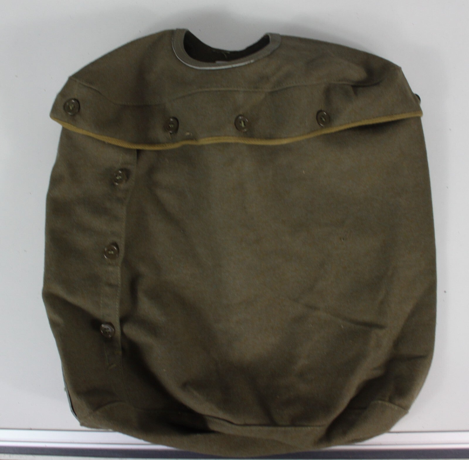 Genuine Surplus unknown thiing - maybe rucksack cover?? Vintage (760)