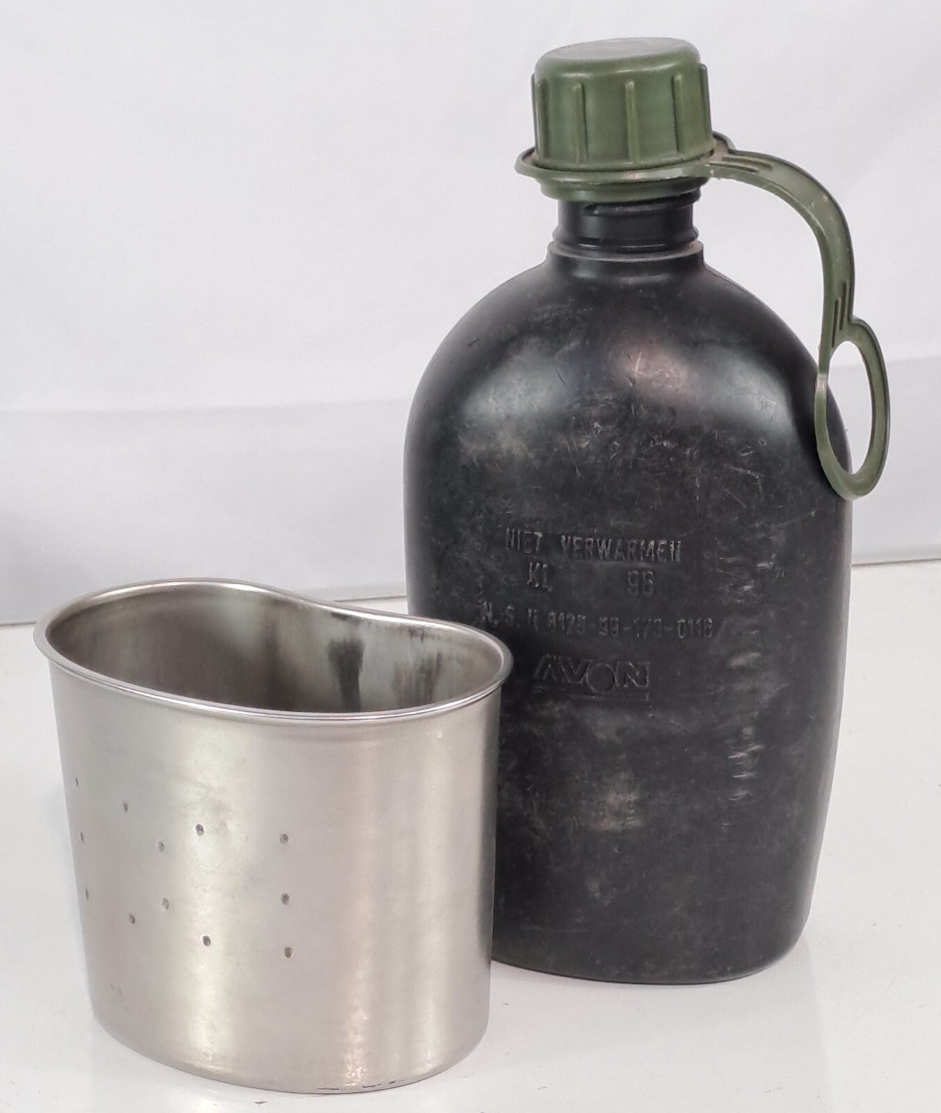 Genuine Surplus Army Water Bottle Plastic Screw Top with Cup Mug Canteen (2307)
