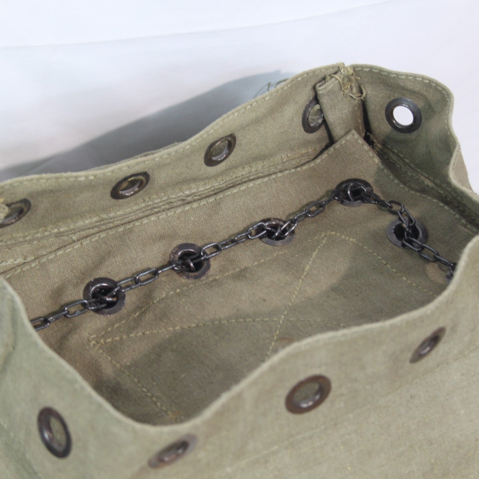 Genuine Surplus Vintage Italian Army Chain Fasten Canvas Bergen Rucksack (4152)