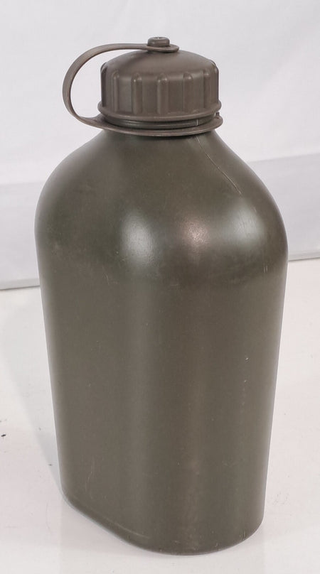 Genuine Surplus Dutch Army Water Bottle Plastic Screw Top 1.5 litre (2431)
