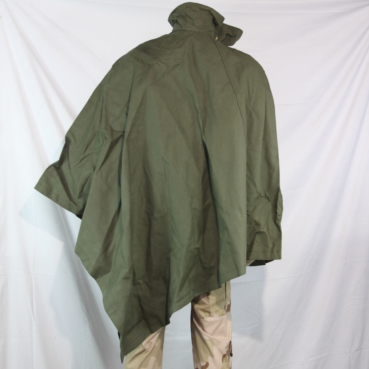 1980's Dutch / Belgian Military Asymetric Sniper Poncho Cloak Cape  (4240)