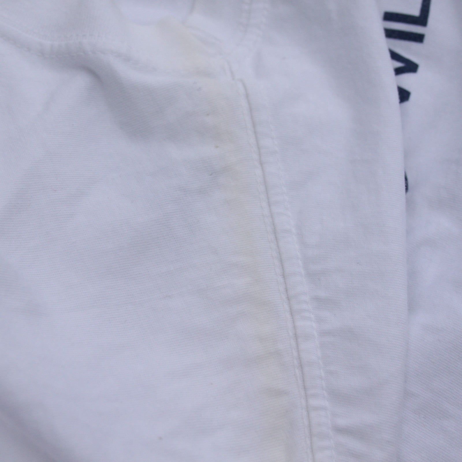 Formula 1 600 Races Official Merchandise T-Shirt White Cotton Grade 2 (3613)