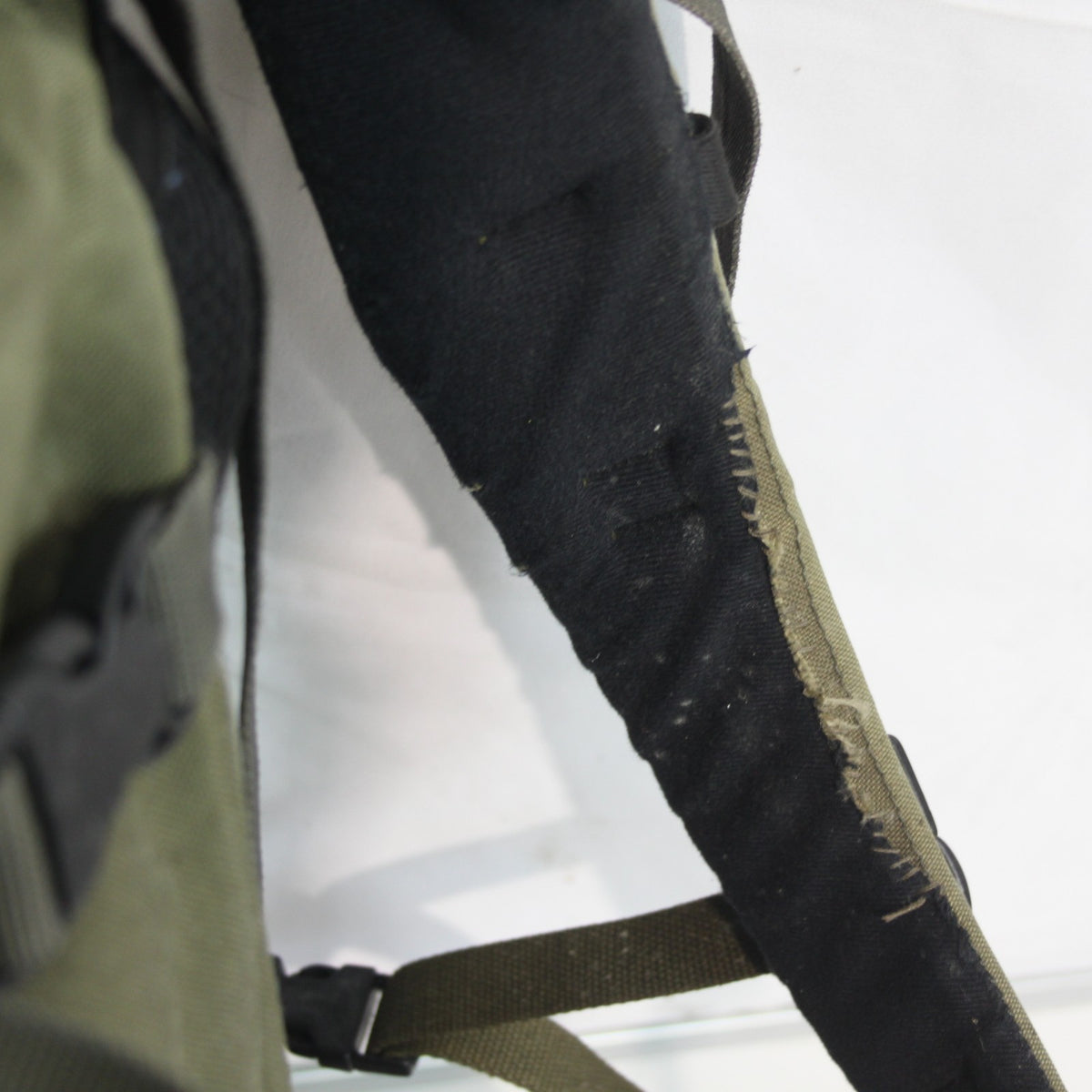 Genuine Surplus Austrian Army 45 Litre Bergen Rucksack Olive Grade 2 (4153)