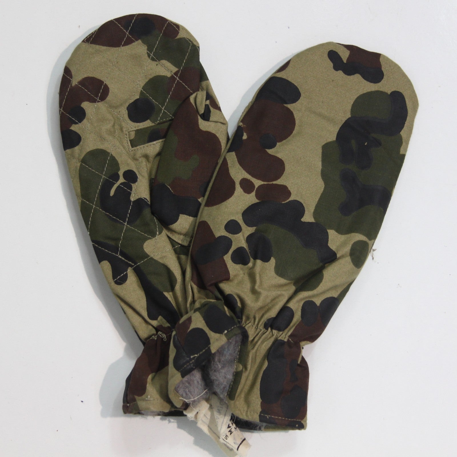 Thermal Padded Lined Romanian Army Mittens Genuine Surplus Camo Large (3920)