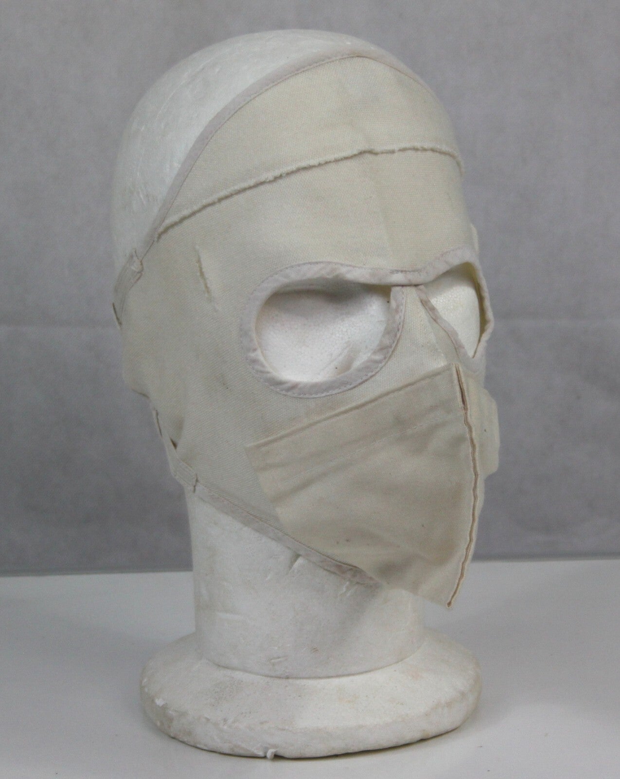 British Forces Extreme Cold Weather Arctic Face Mask Cream White G1