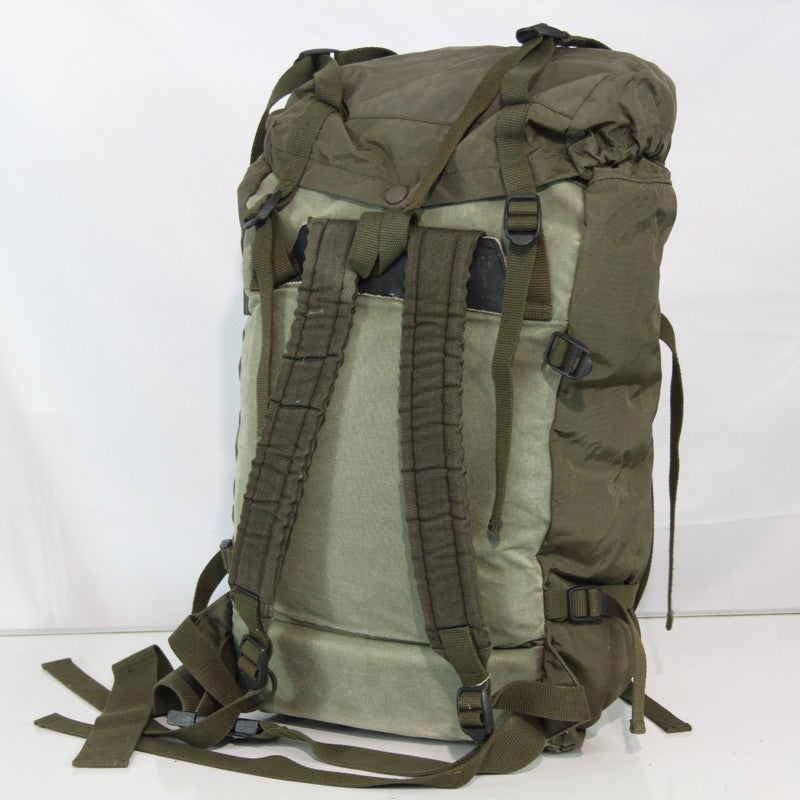 Genuine Surplus Austrian Army Rucksack Daysack Backpack Olive 40L (3452)
