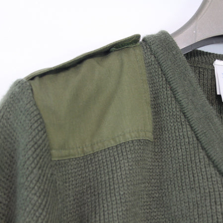 V-Neck Army Style Sample Jumper 80% Wool Olive 38" Chest Short (4062)