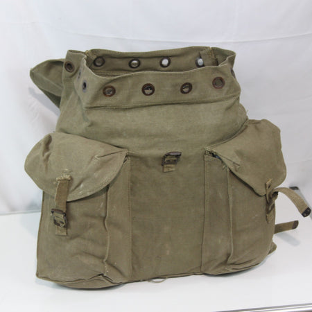 Genuine Surplus Vintage Italian Army Chain Fasten Canvas Bergen Rucksack (4152)