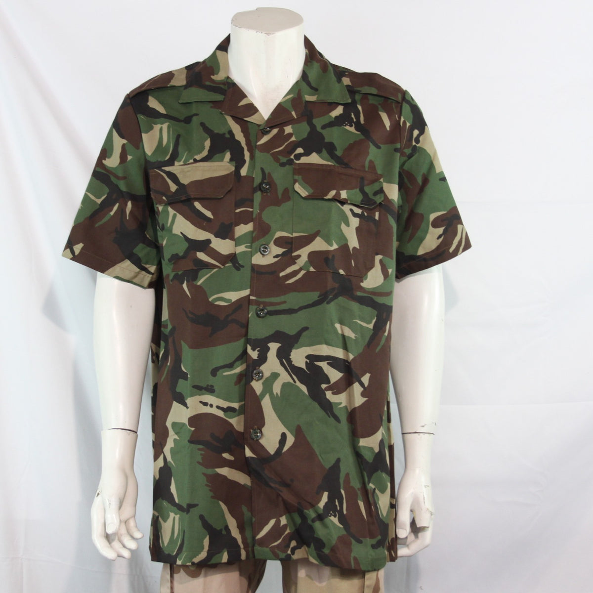 Botswana Army Camouflage Shirt Genuine Surplus Short Sleeve Large (4438)