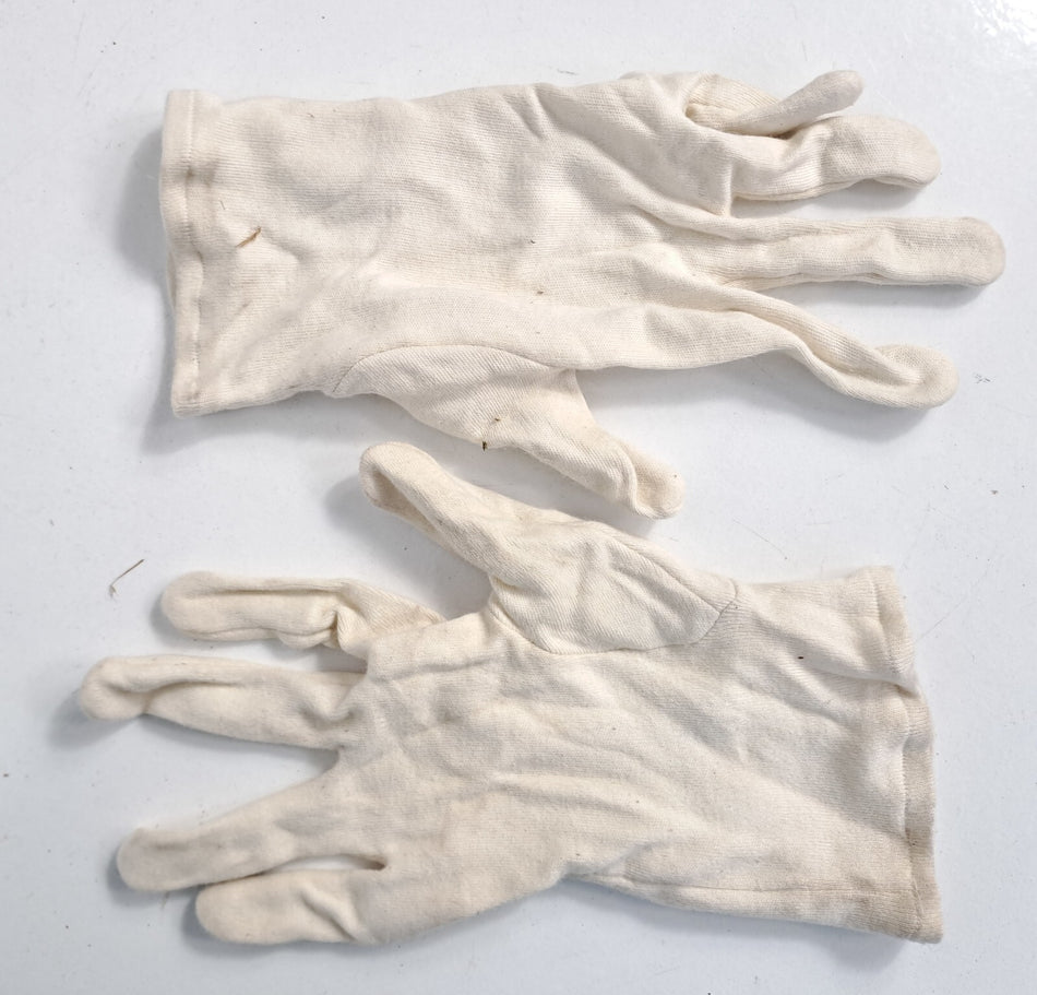 Genuine Surplus British Army Airforce Cotton Liner Gloves New White 6-6.5 XS