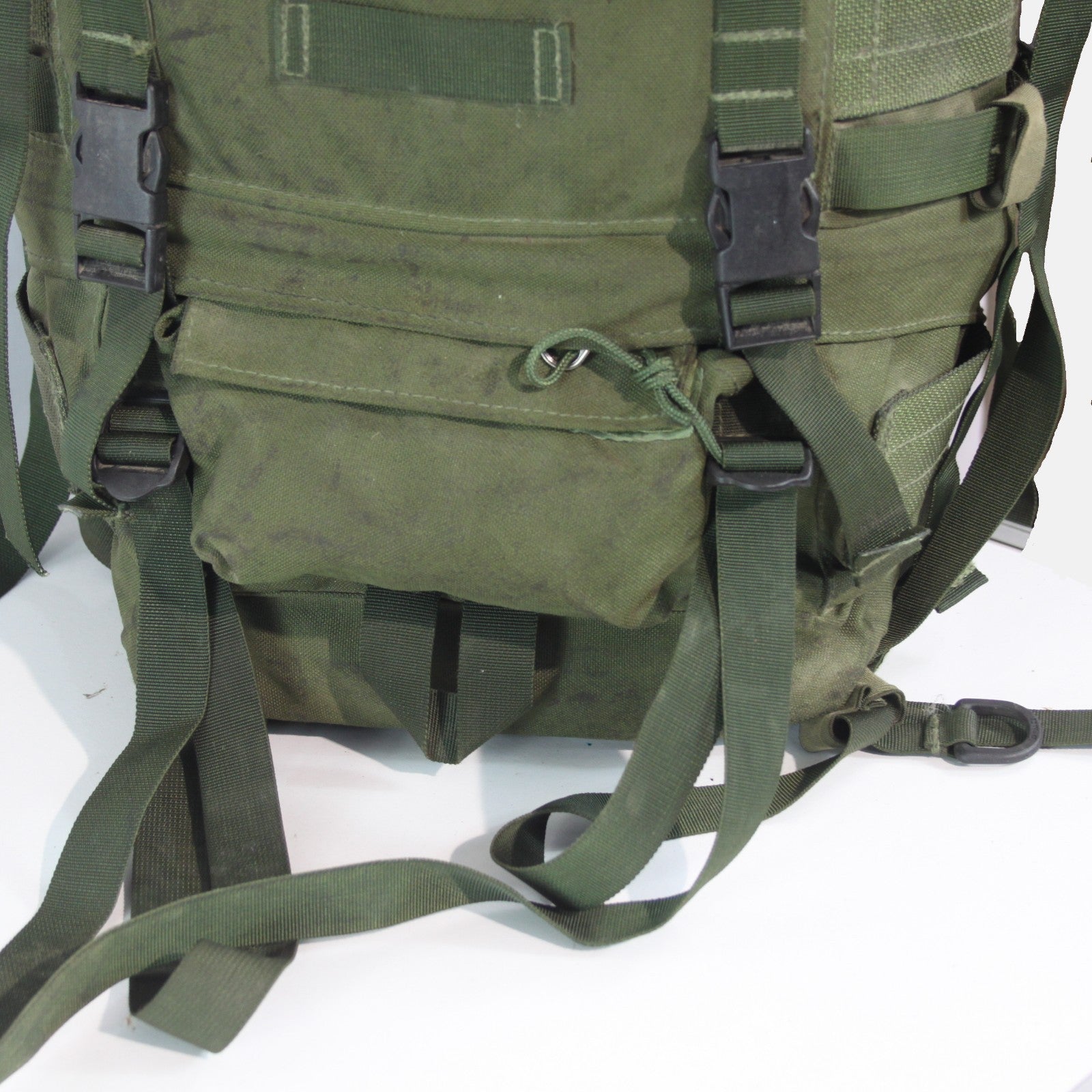 Vintage British Army Genuine Surplus Bergen Rucksack Olive Green 3762