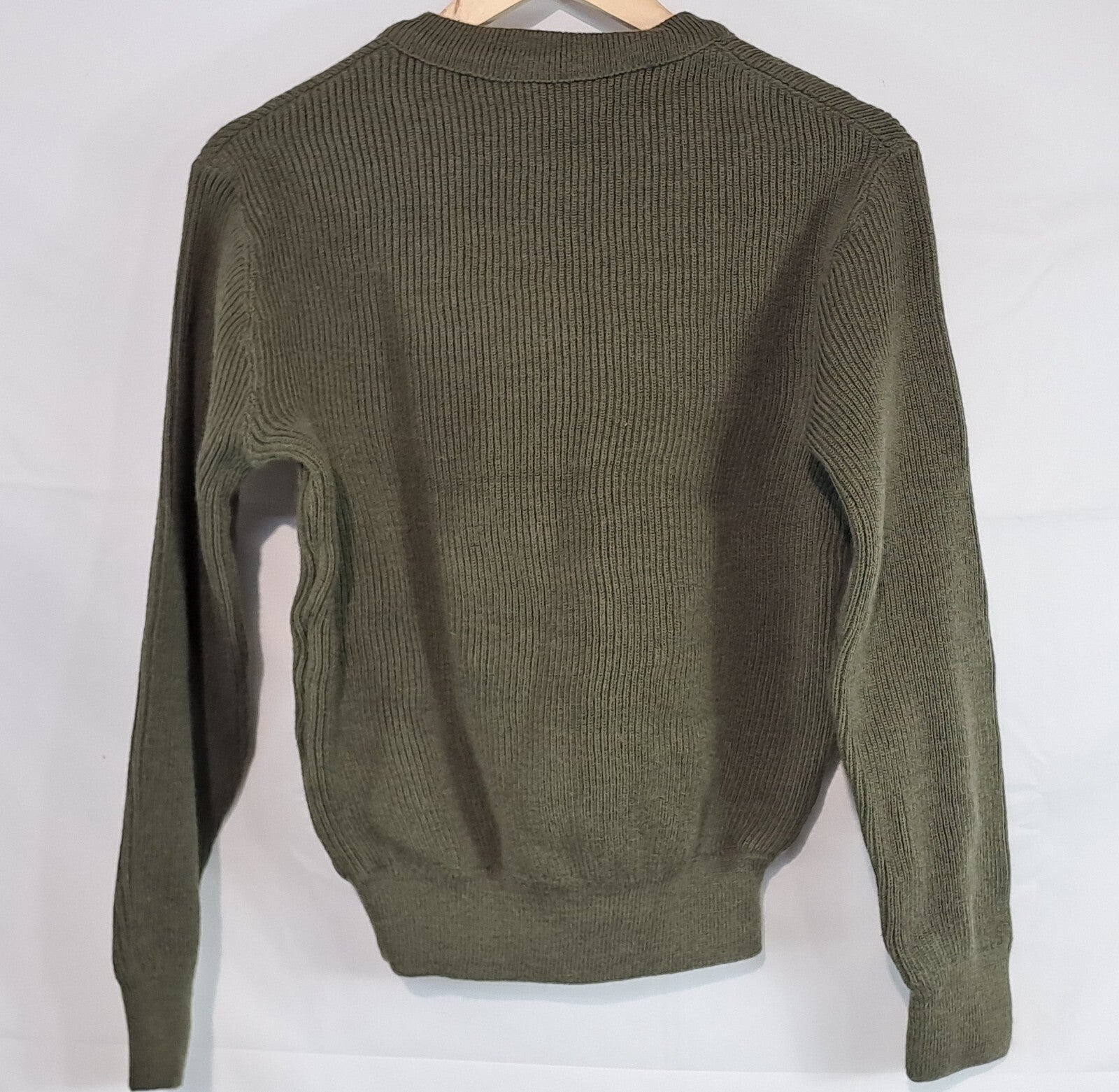 Genuine Surplus French Military Army V- Neck Jumper Olive 55% Wool 38" (2707)