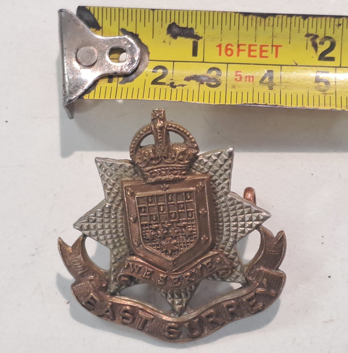 British Army Military Cap Badge 13th (Service) Battalion Wandsworth 2628