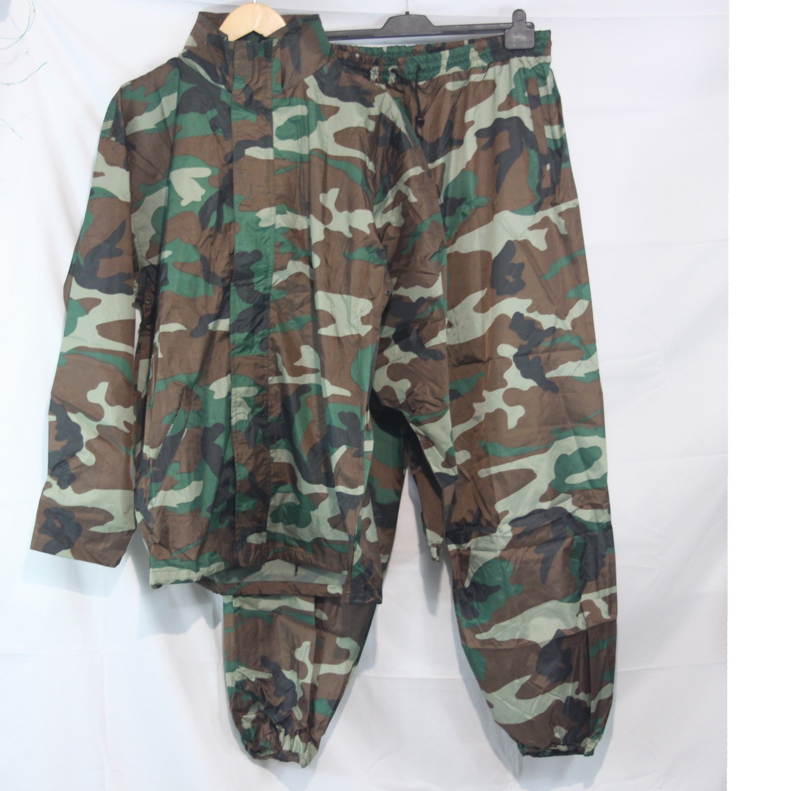 Water Resistant Packaway Lightweight Jacket Trouser Set Woodland Camo M (3953)