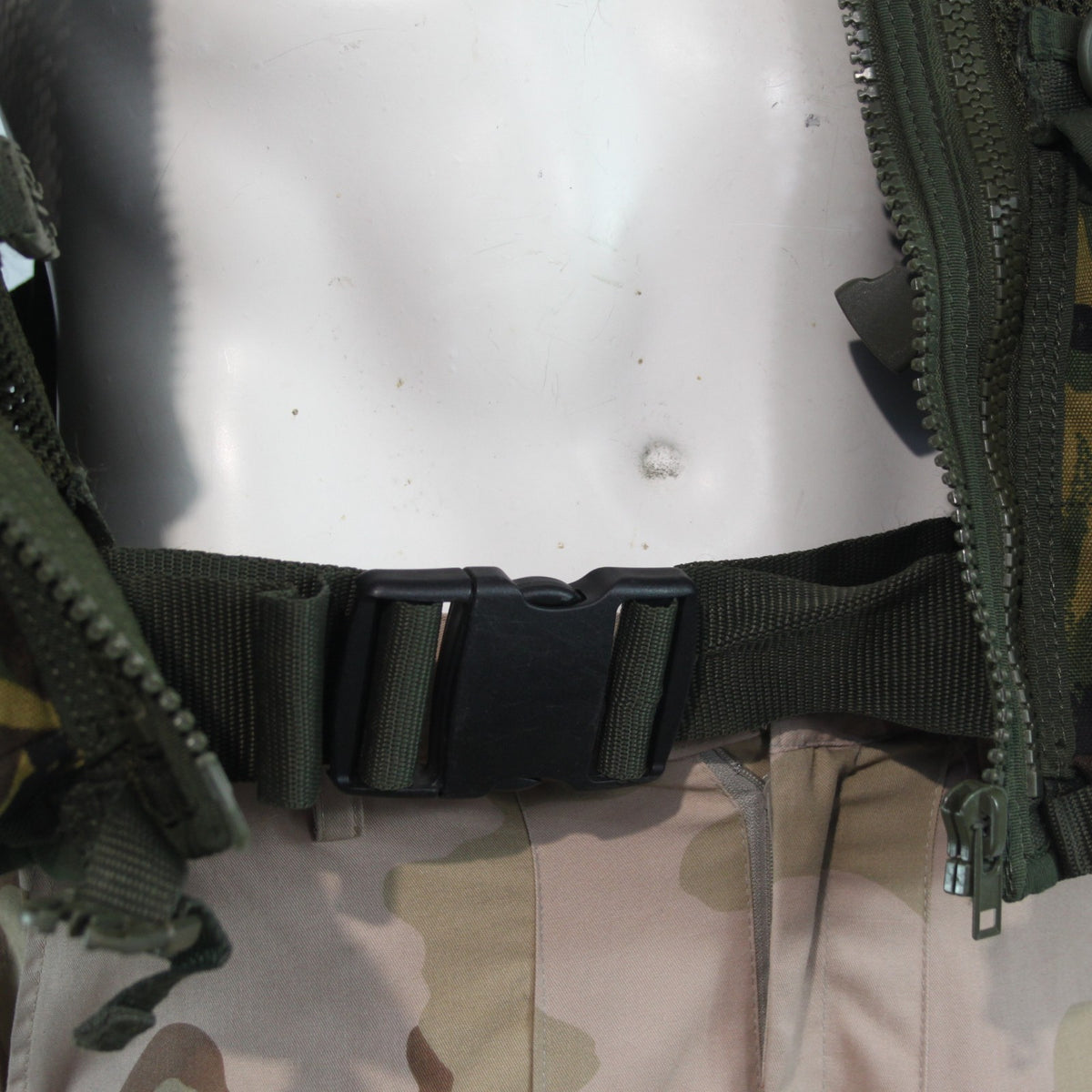 Arktis Assault Vest British DPM Camouflage Pockets (4246)