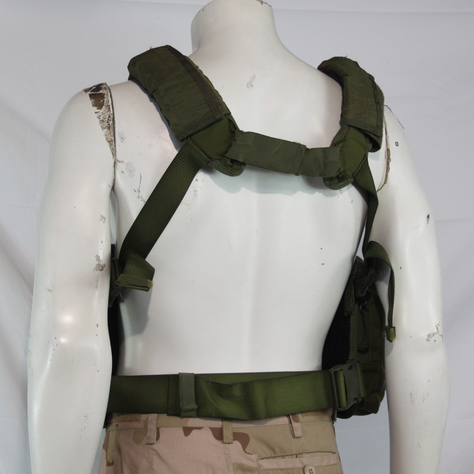 Surplus Tasmanian Tiger Chest Rig Action Vest Airsoft Pouches Green 3955