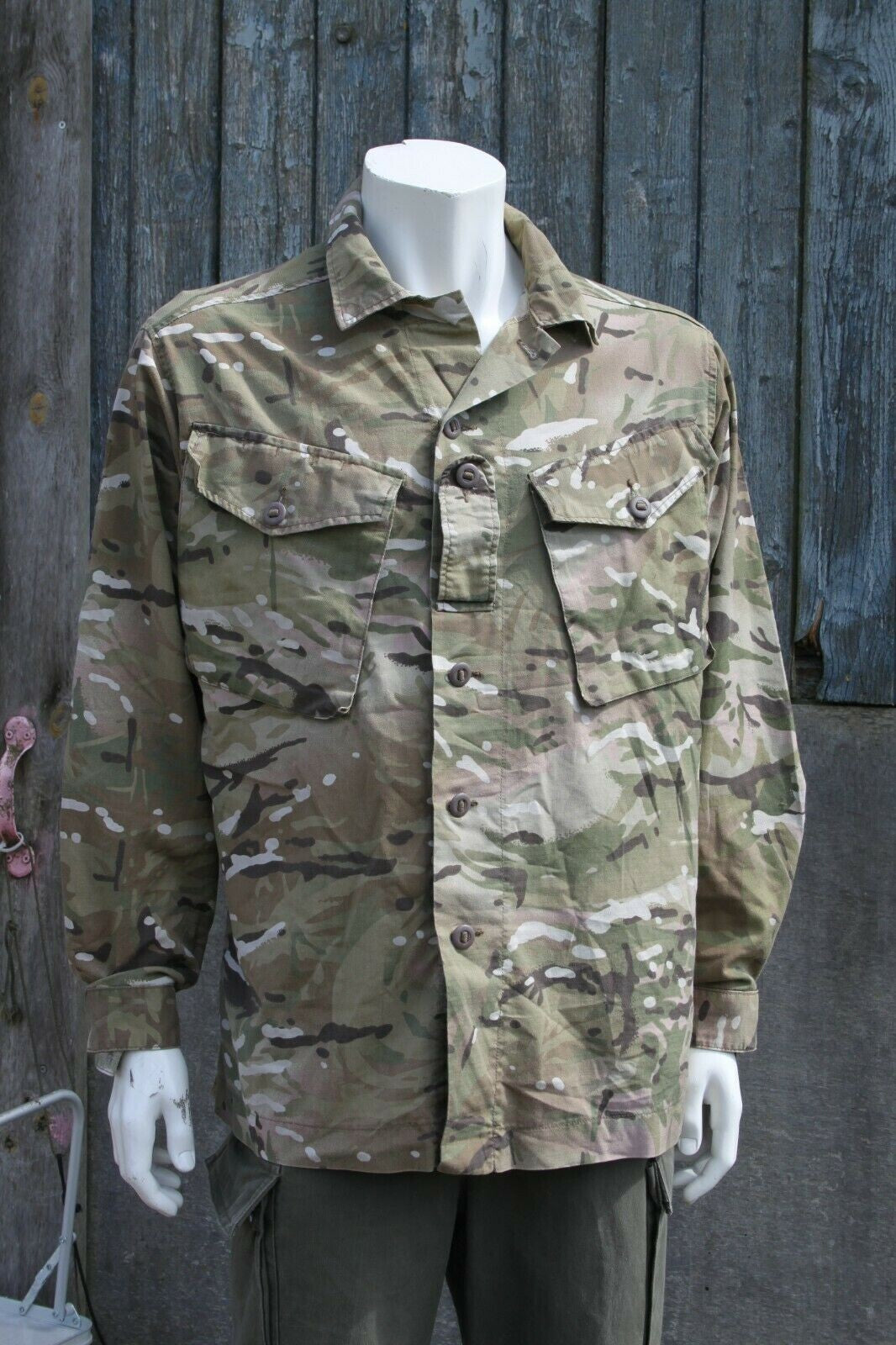 Genuine Surplus British Barrack Shirt Jacket Combat Temperate Weather MTP