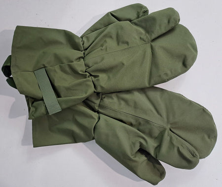 Genuine Surplus British Army Water Resistant Army Over-Mittens Size S (2289)