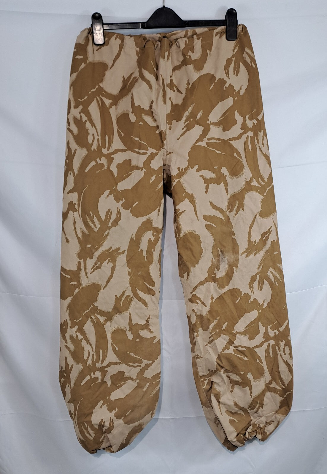 Genuine Surplus British Army Waterproof Gore-tex type Trousers Desert M (2774)