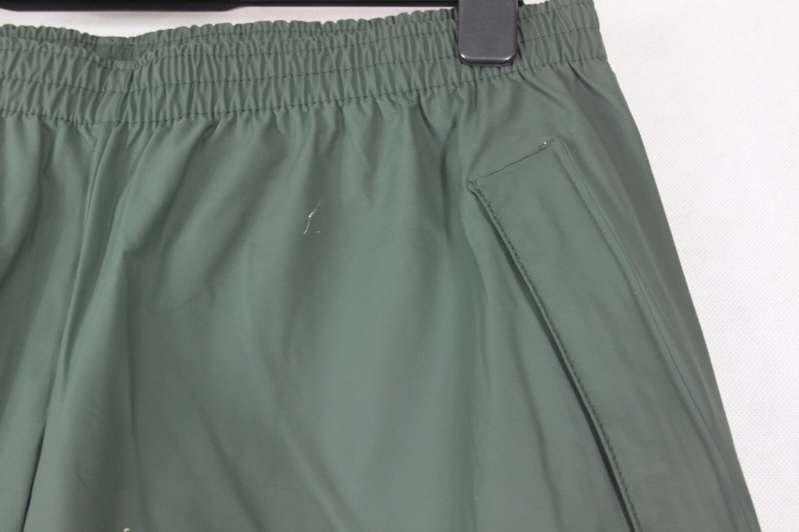 Genuine Surplus Spanish Military Waterproof Breathable Overtrousers Medium (637)