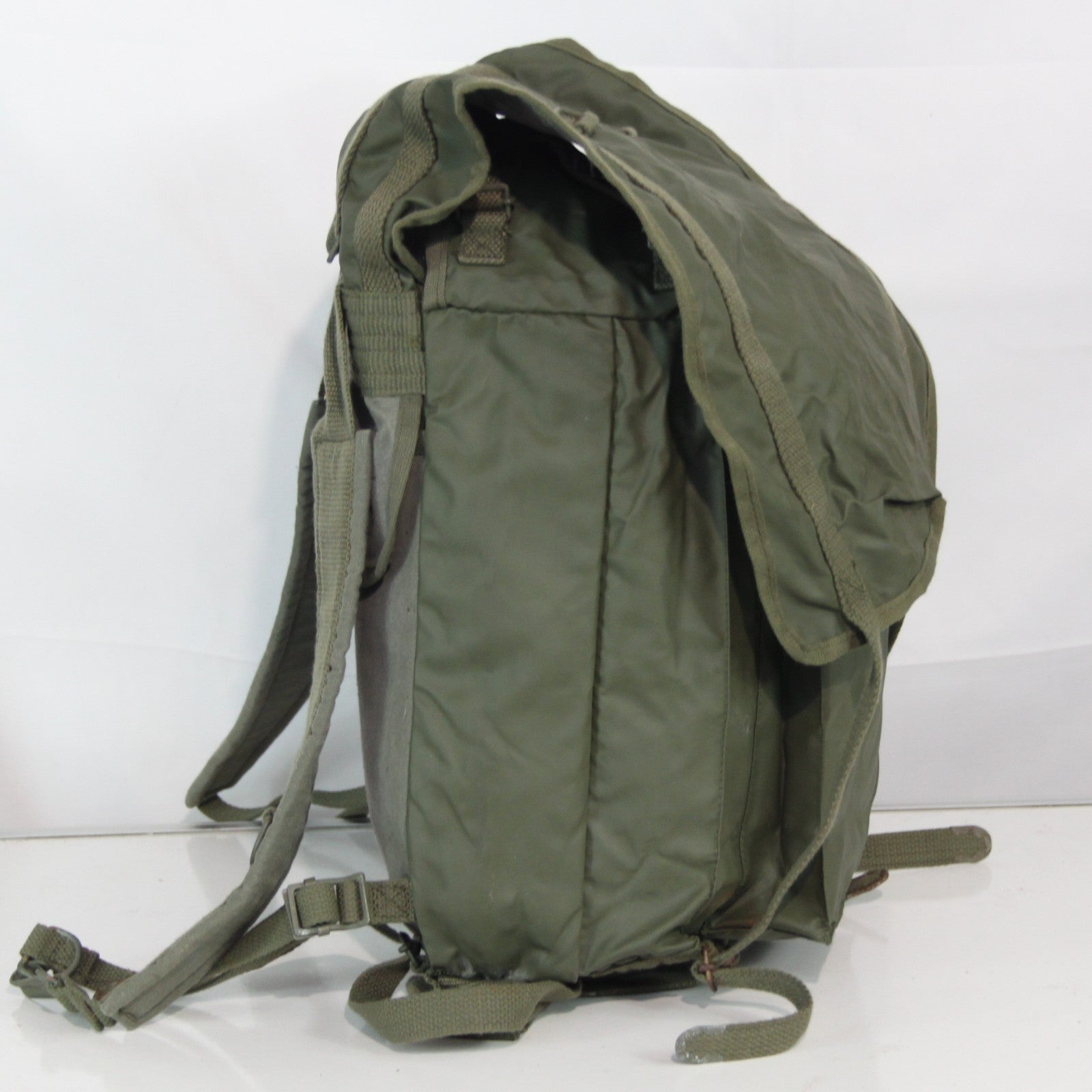 Genuine Surplus French Army Waterproof Rucksack Daysack Backpack Olive (3458)