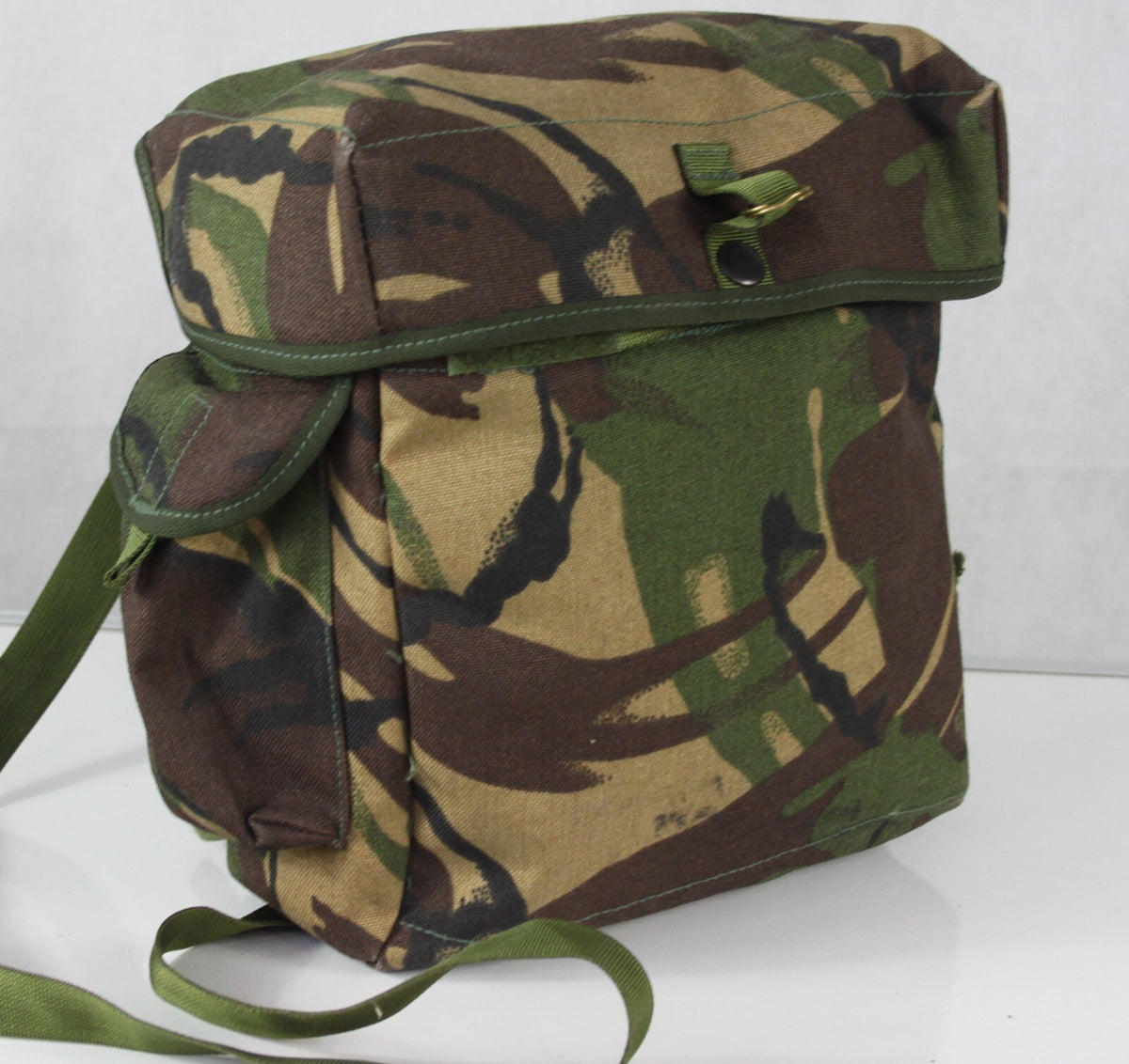 British Respirator Pack DPM Camouflage Side Bag waterproof 3348