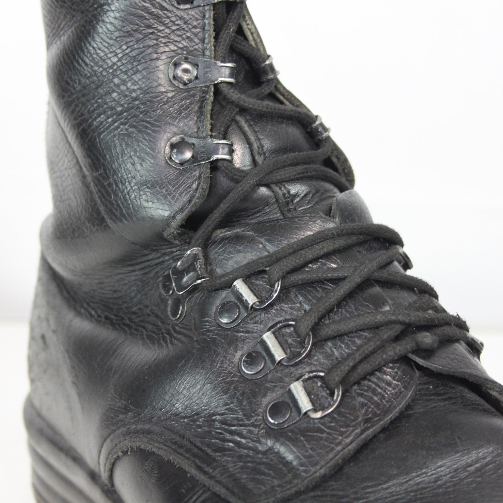 Genuine Surplus Swiss Army Black Leather Ranger Boots Grade 2 (3309)