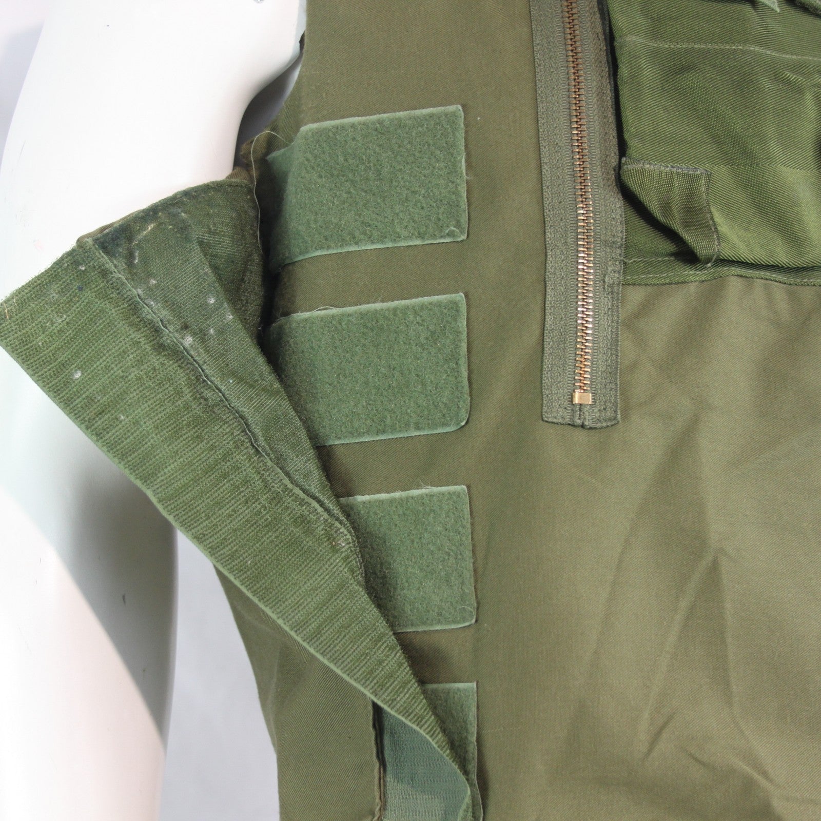 1970's Vintage British Military Body Armour Cover Genuine Surplus Olive 3964