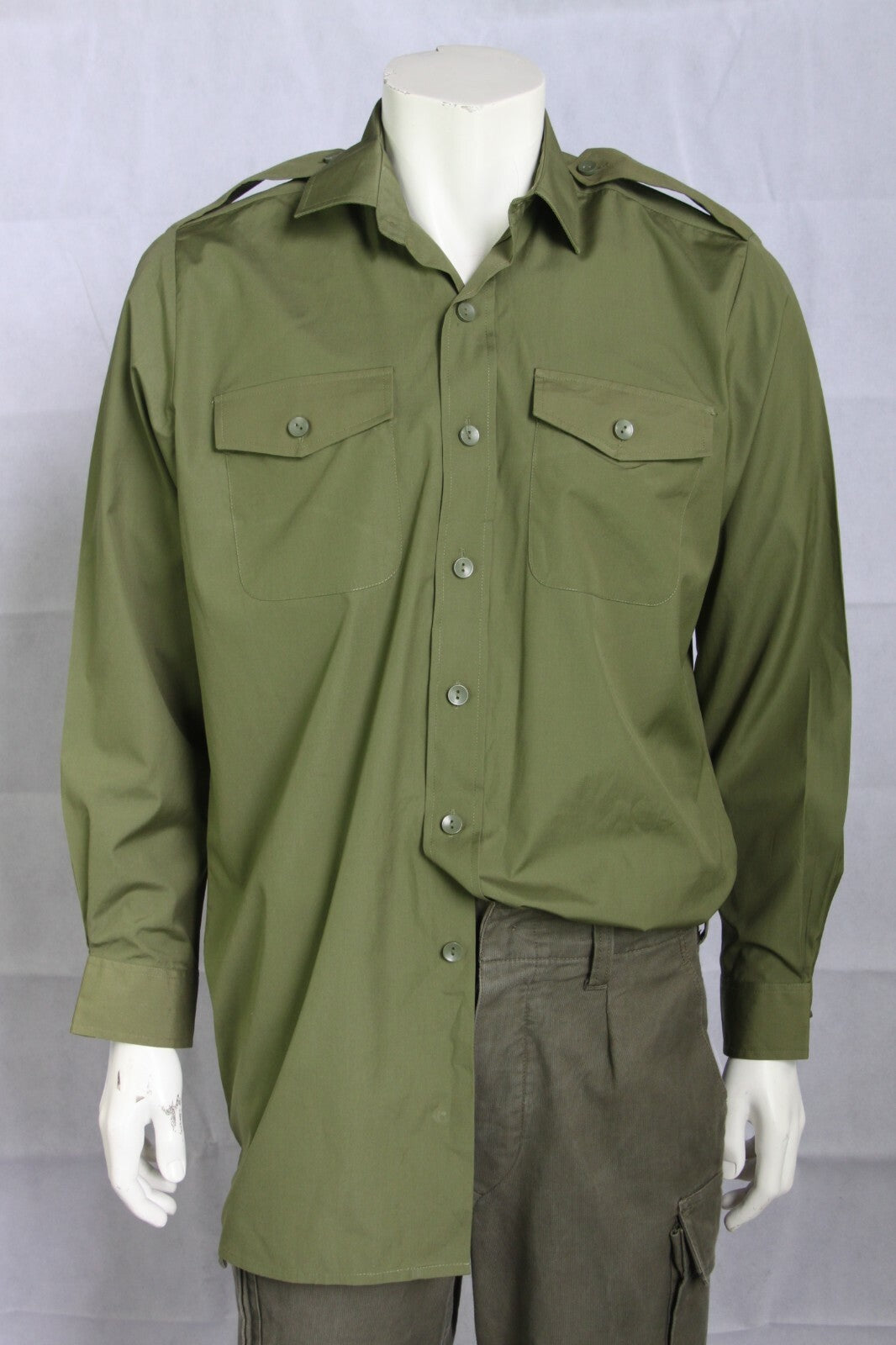 Genuine Surplus Vintage British Army Poly/Cotton Working Shirt Olive Green 