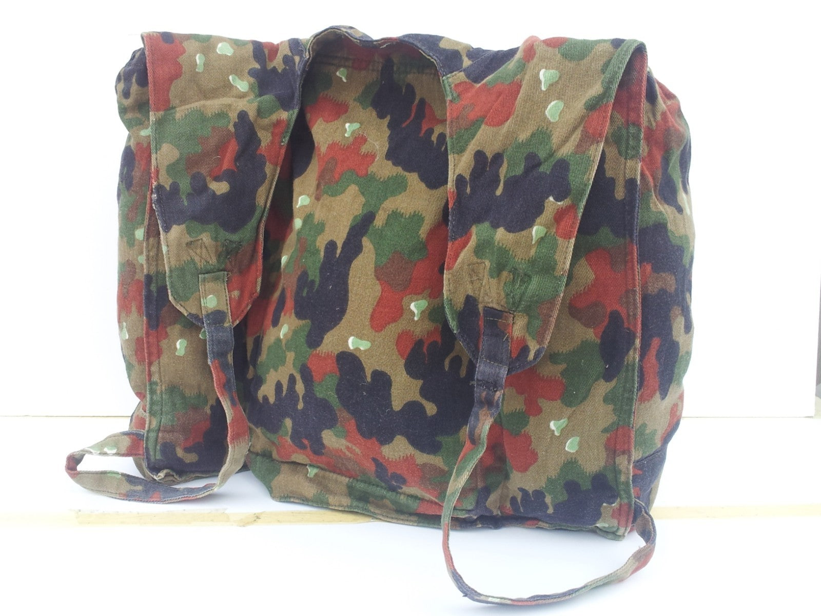 Vintage Genuine Surplus Swiss Army Military Alpenflage Camo Backpack (4005)