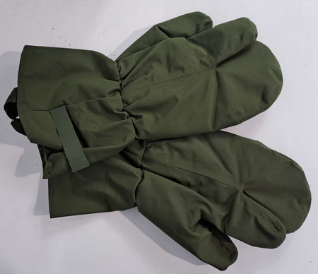 Genuine Surplus British Army Water Resistant Army Over-Mittens Size S (2289)