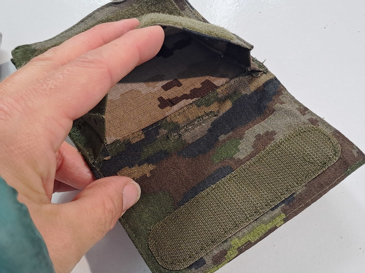 Genuine Surplus Spanish Military Helmet Pouch Woodland Desert Or Grey (2512)