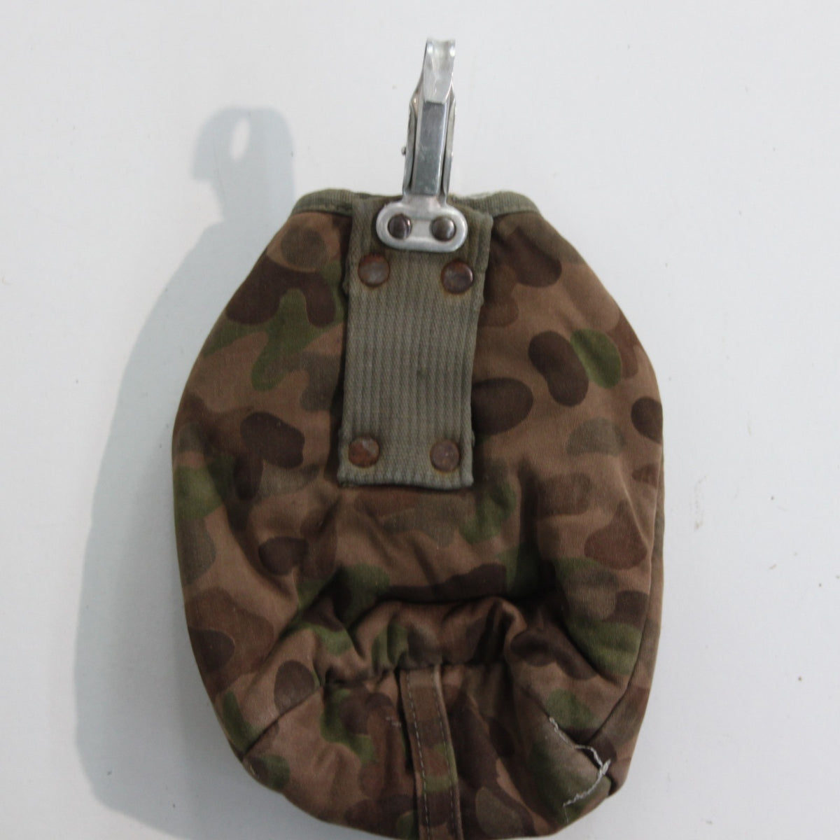 Genuine Surplus Austrian Water Bottle Cover Insulated Wool Pea CamoDamaged 3585