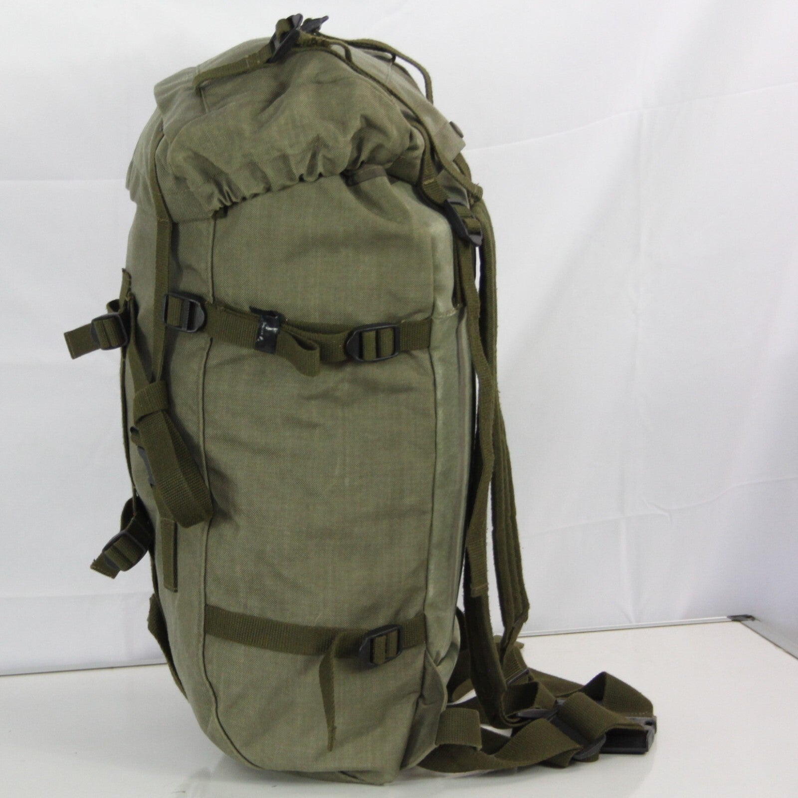 Genuine Surplus Austrian Military Army Canvas Rucksack Daysack 30L Olive (3247)