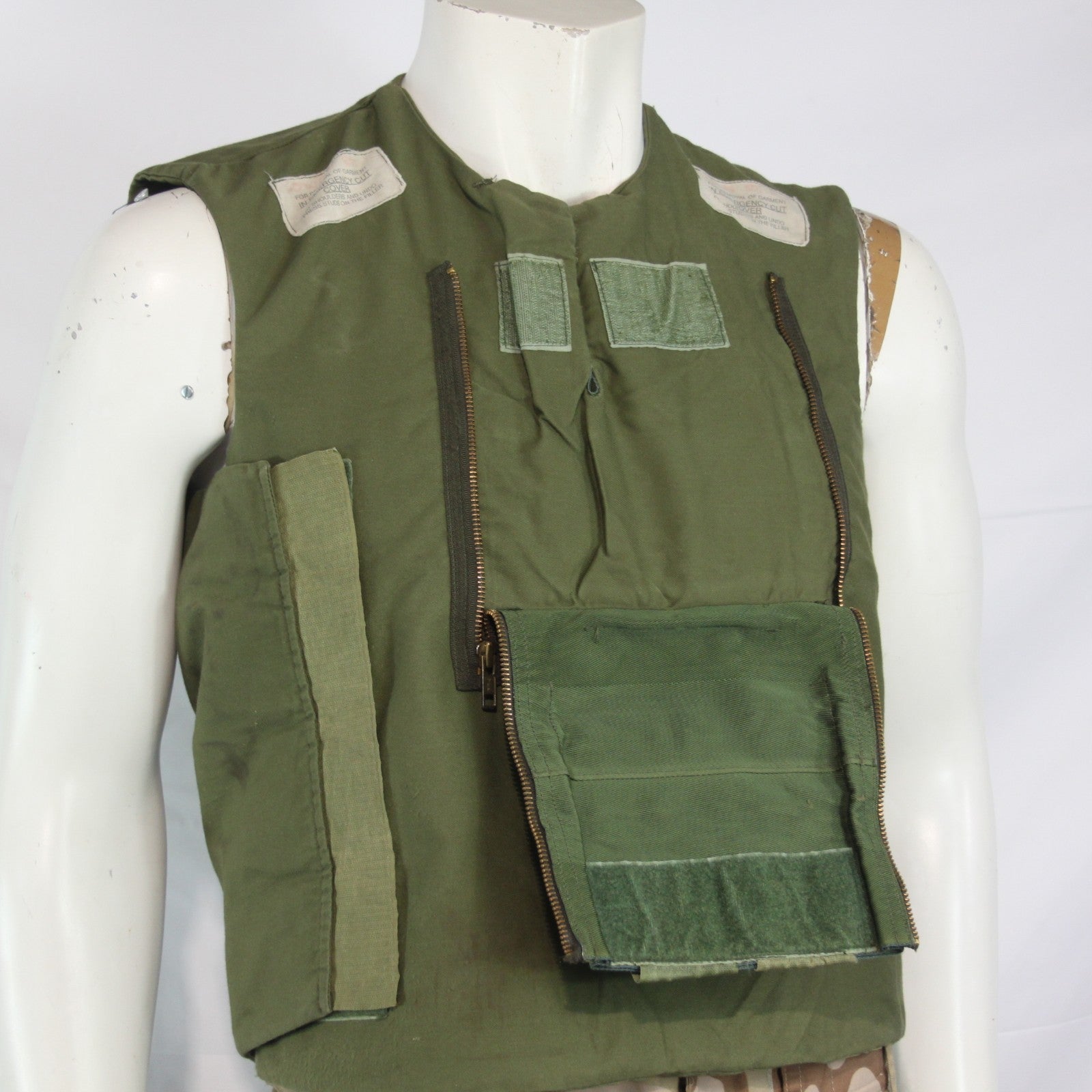 1970's Vintage British Military Body Armour Cover Genuine Surplus Olive 3961