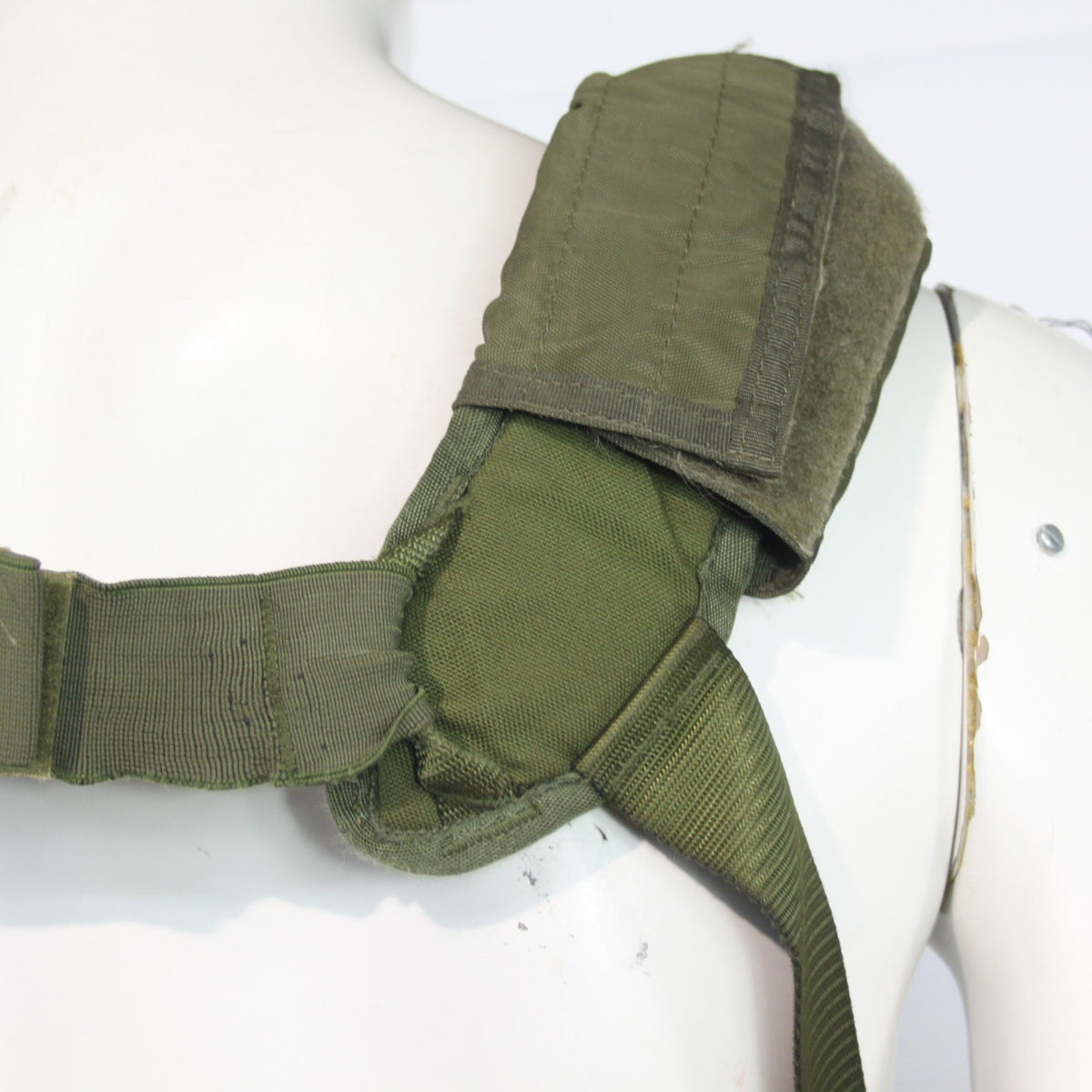 Surplus Tasmanian Tiger Chest Rig Action Vest Airsoft Pouches Green 3955
