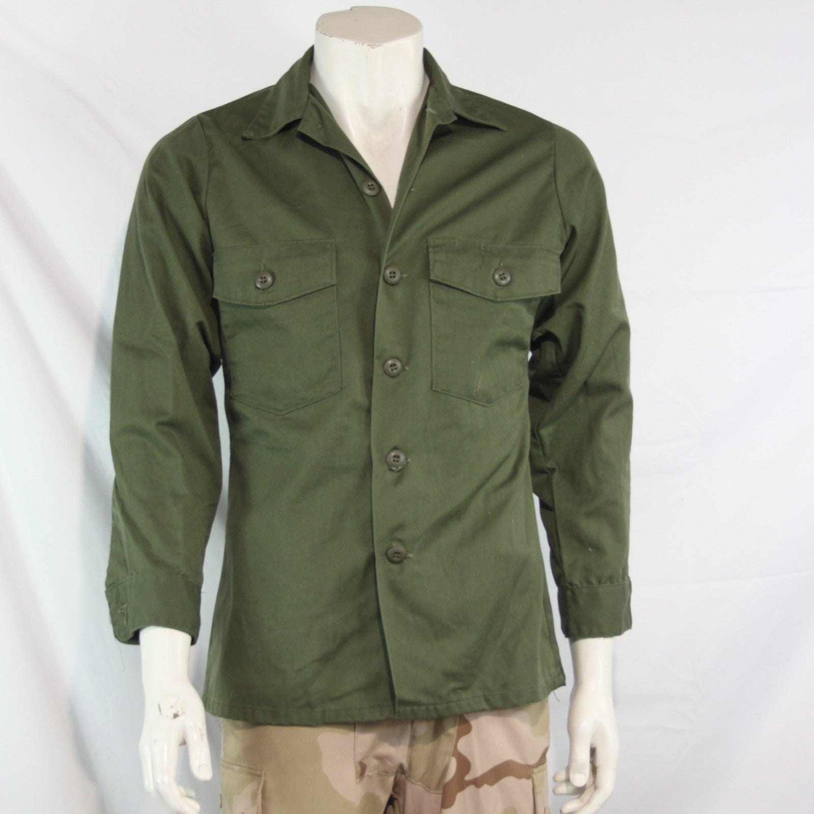 Vintage US Army Shirt Olive Utility Shirt Genuine Surplus 14.5"  (4133