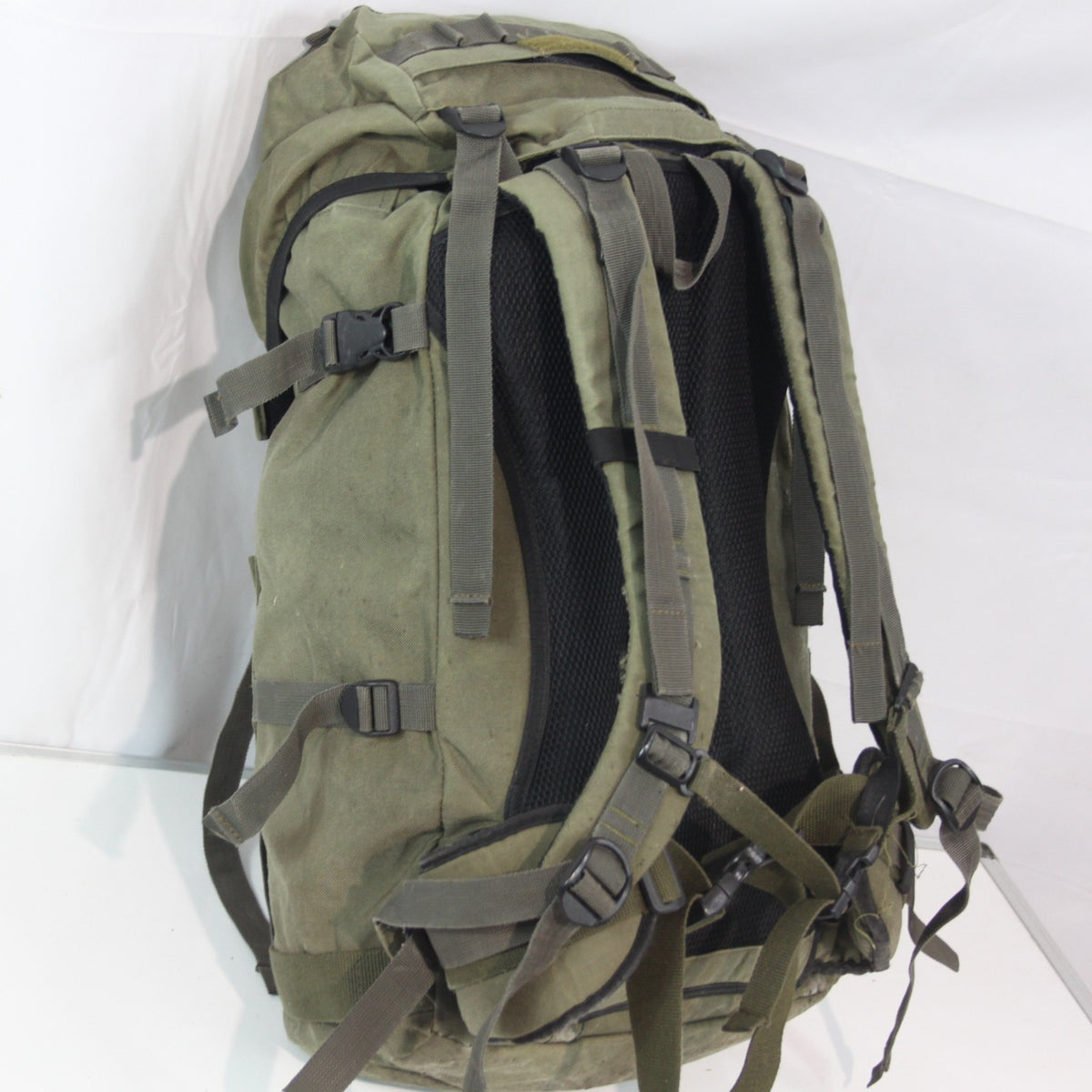 Genuine Surplus Austrian Army 45 Litre Bergen Rucksack Olive Grade 2 (4153)