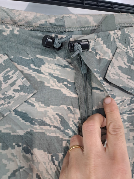 Genuine Surplus USAF Waterproof breathable Over-trousers Tigerstripe Camo
