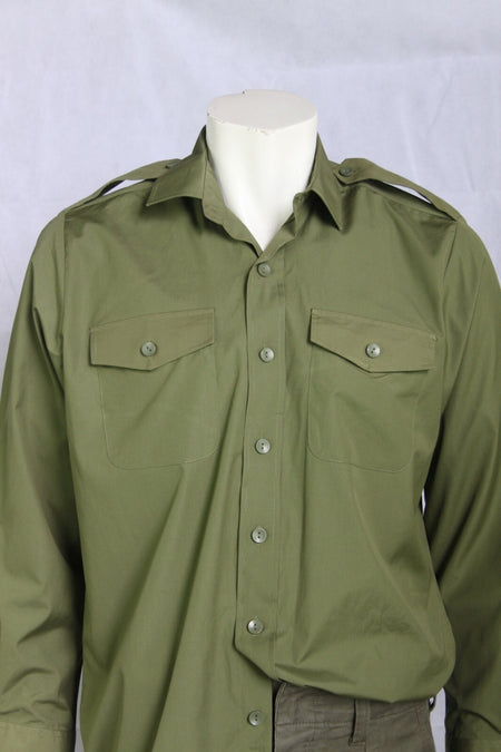 Genuine Surplus Vintage British Army Poly/Cotton Working Shirt Olive Green 