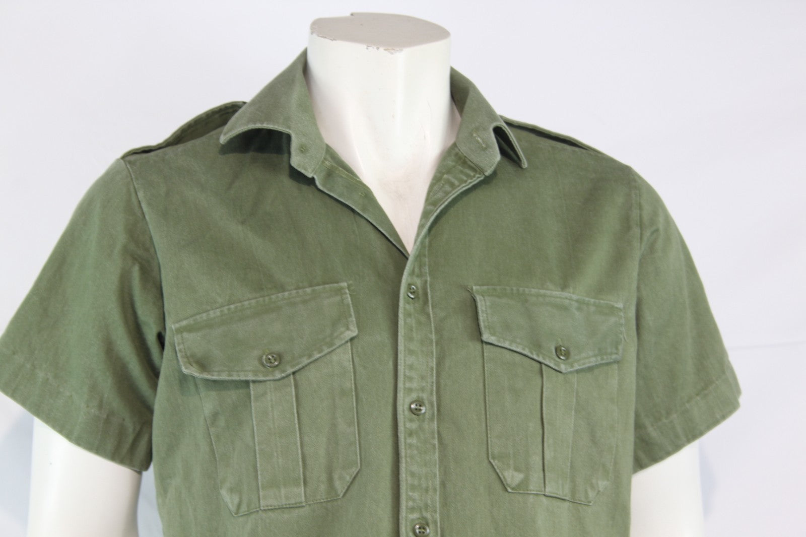 Genuine Surplus Vintage Army Cotton Working Shirt Olive Green Short Sleeve (1996