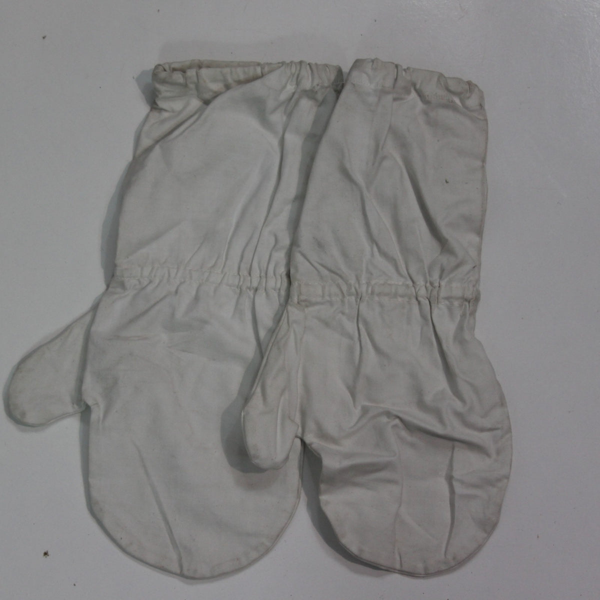 Genuine Surplus French Army white Over-Mittens Arctic Snow Camo (3912)