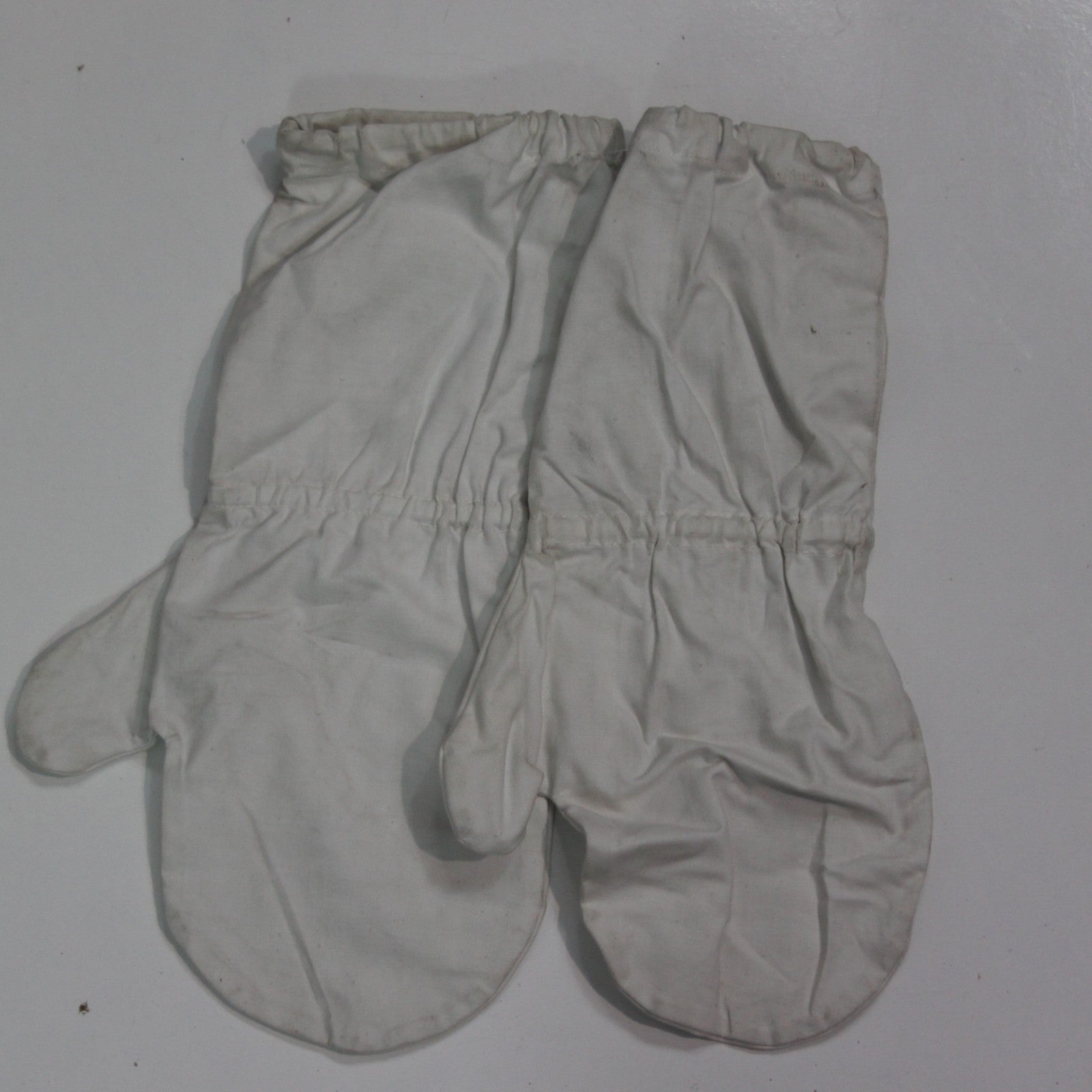 Genuine Surplus French Army white Over-Mittens Arctic Snow Camo (3912)