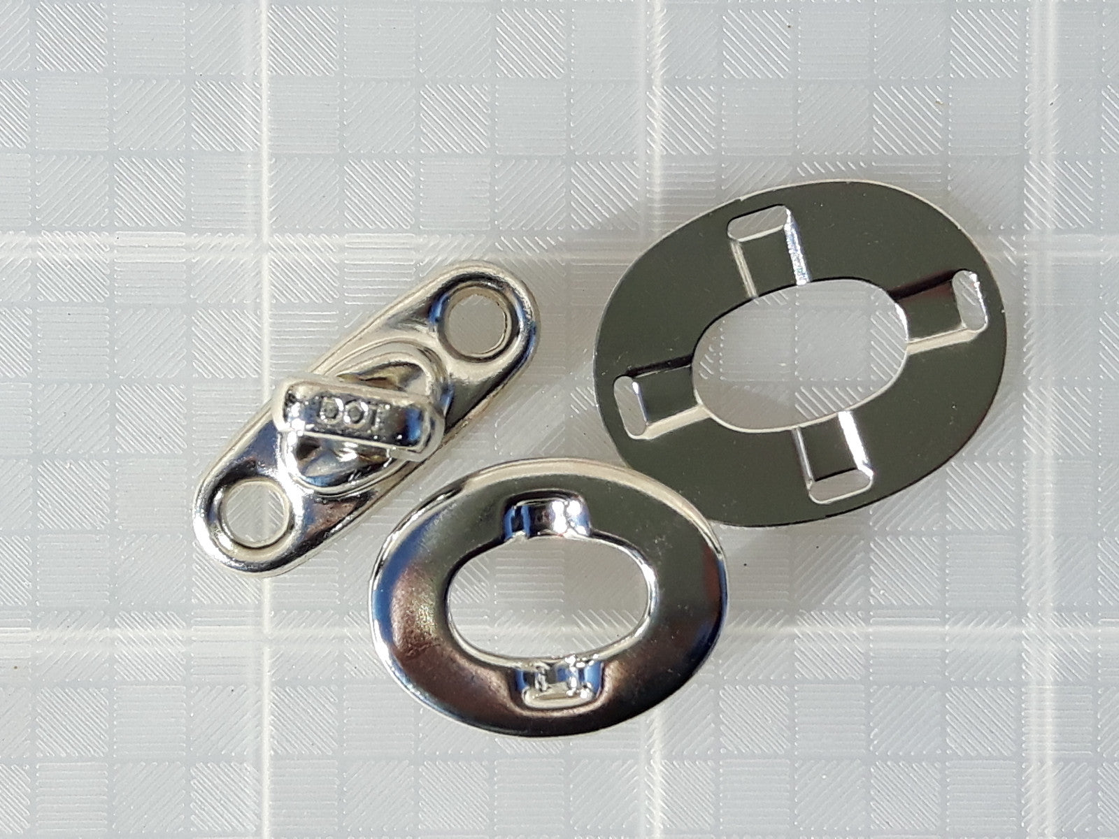 Turnbutton Double Height With Baseplate and Eyelet  fastening Awning Hood (TB20)