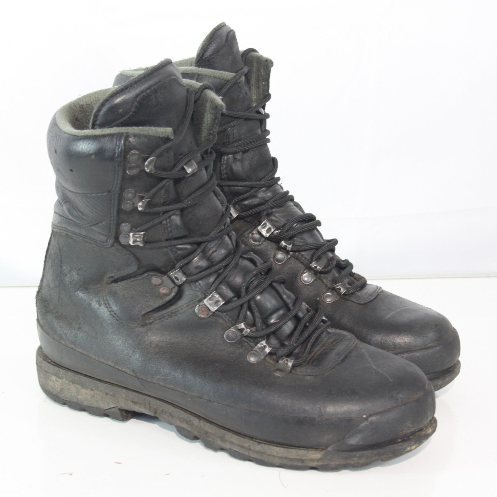 Meindl Austrian Army Mountain Boots Suede Padded Genuine Surplus EU44 (3870