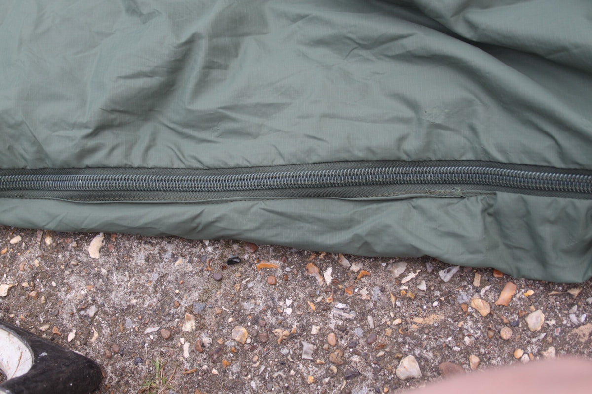 Genuine Surplus British Army Tropical 1 Season Sleeping Bag repaired (2224)